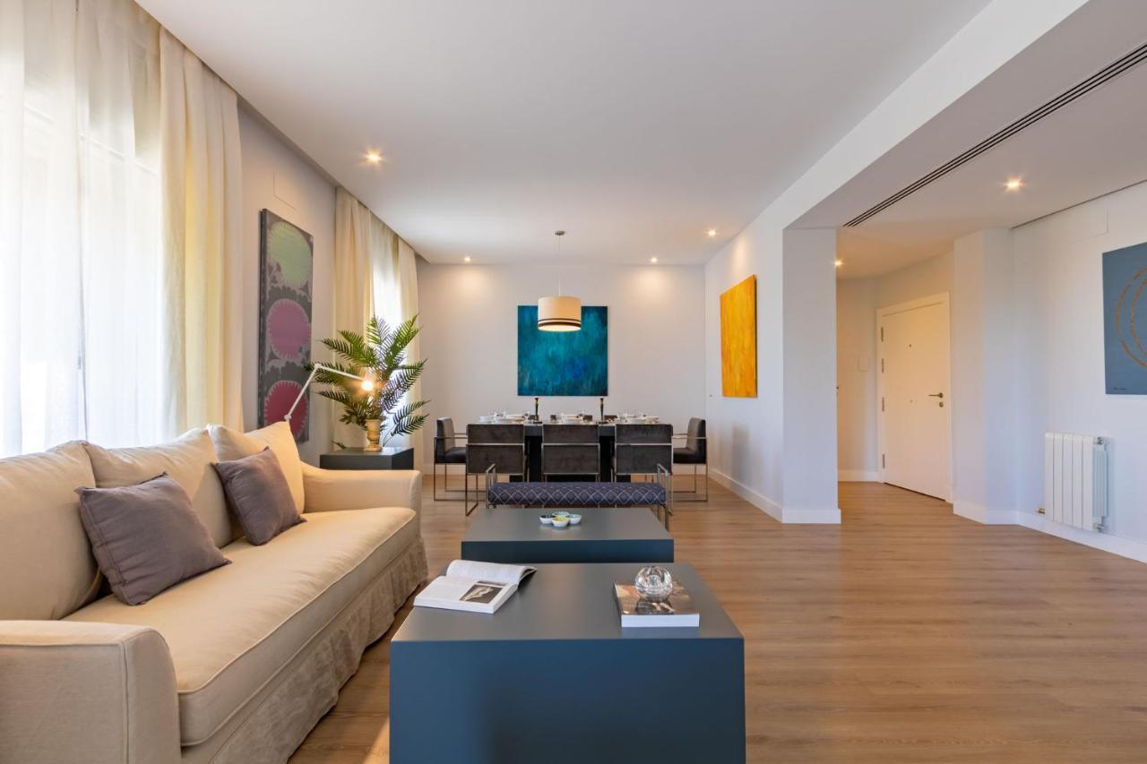 Apartment Plaza De Espana Deluxe By Valcambre *