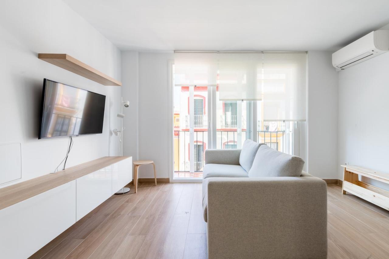 Holi-rent Pureza Apartment