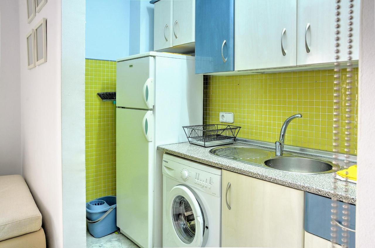 Dos En San Bernardo Apartment Seville