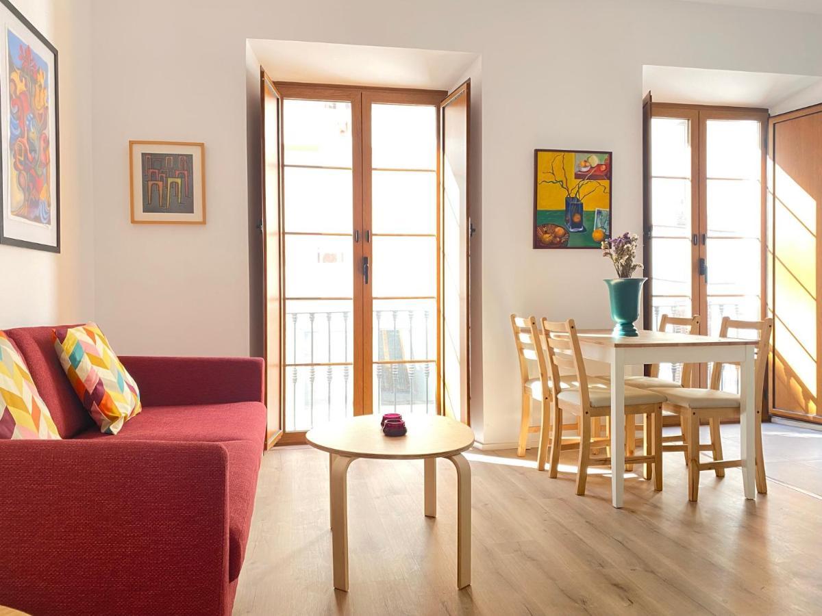 Hispalis Menendez Pelayo Apartment