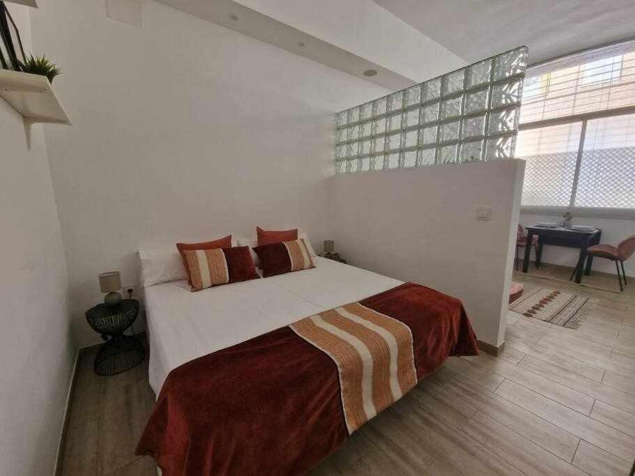 Encantador Estudio En Alameda De Hércules