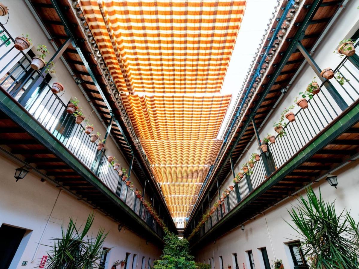 Holi-rent Lumbreras Apartment Seville