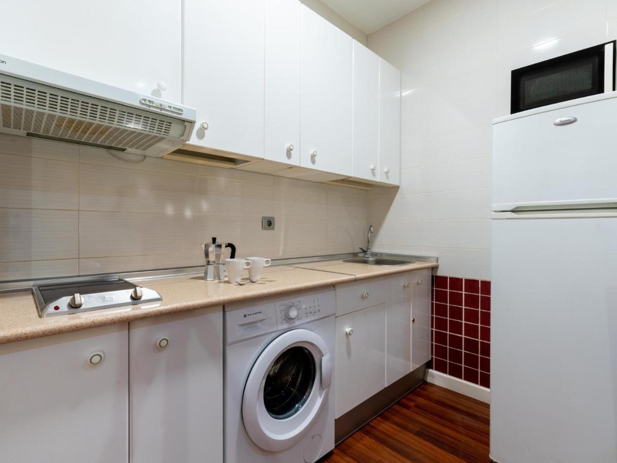 Holi-rent Lumbreras Apartment Seville