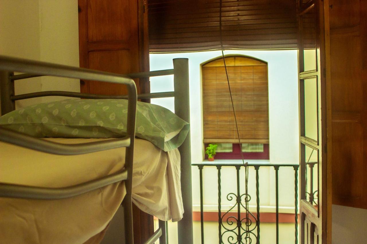 Comfortable In 65 M² With Balcony Seville