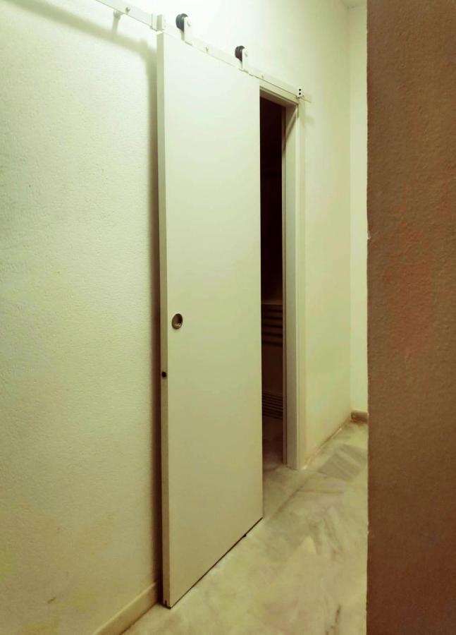 Comfortable In 65 M² With Balcony Apartment Seville