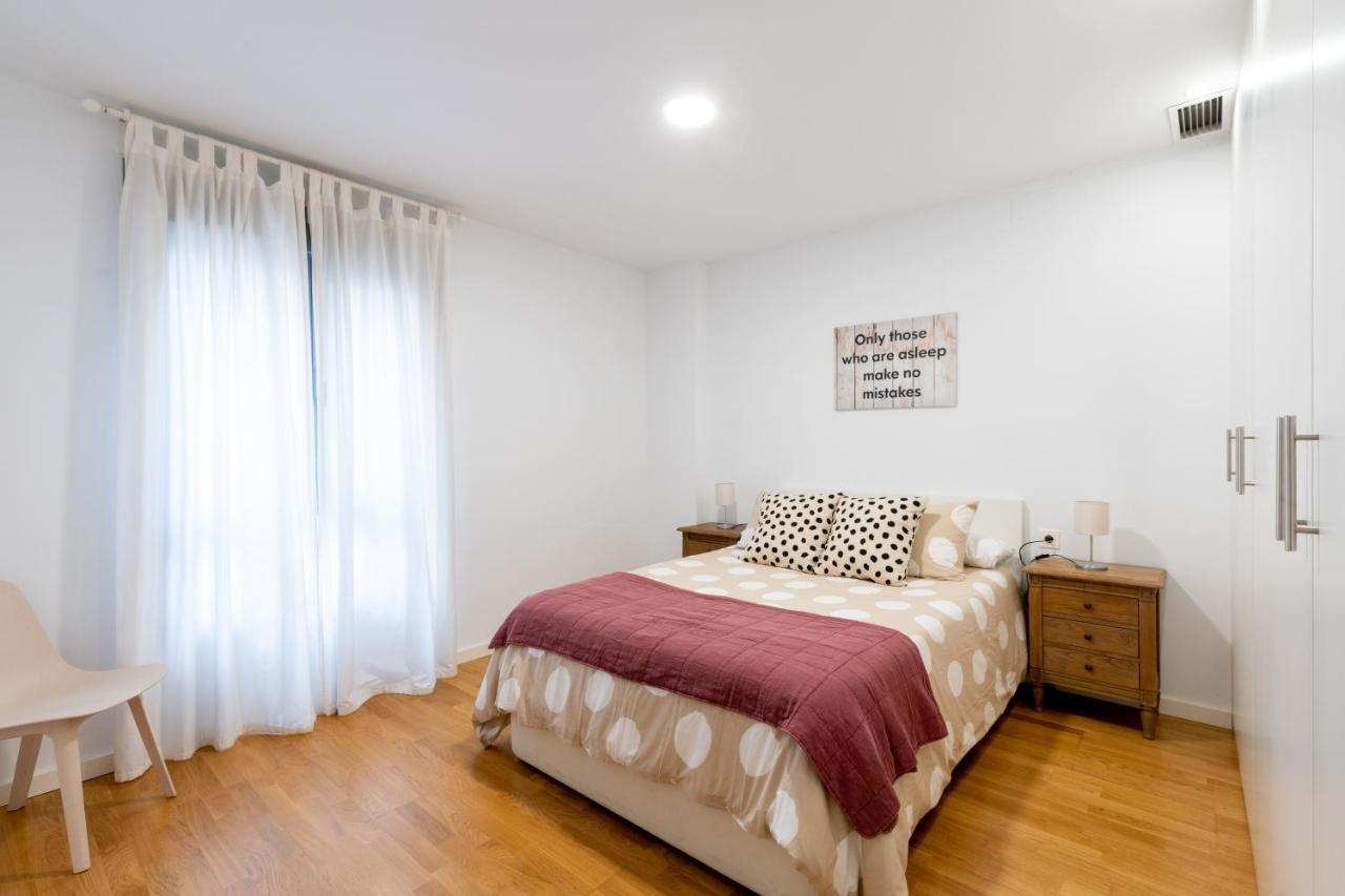 Piso Nuevo En Triana Apartment *