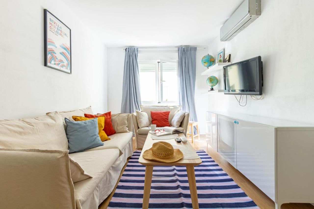Colours And Garage Historical Center 4 Pax Apartamento