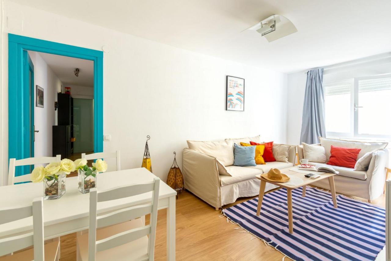 Apartment Colours And Garage Historical Center 4 Pax