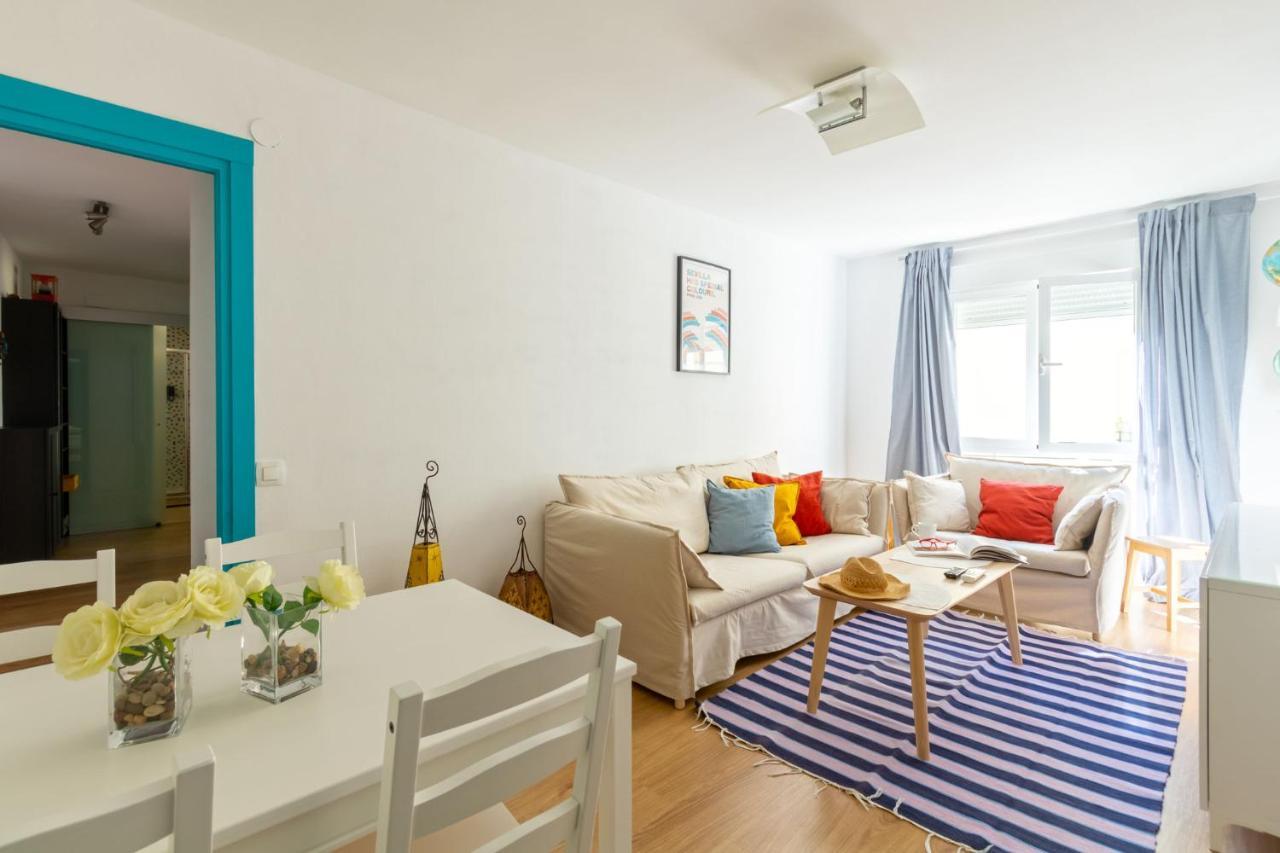 Colours And Garage Historical Center 4 Pax Apartment *