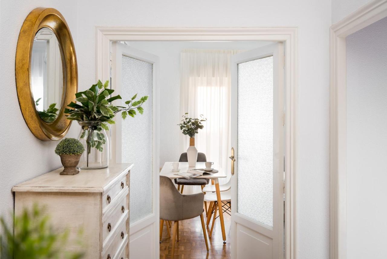 Asuncion Apartment Seville