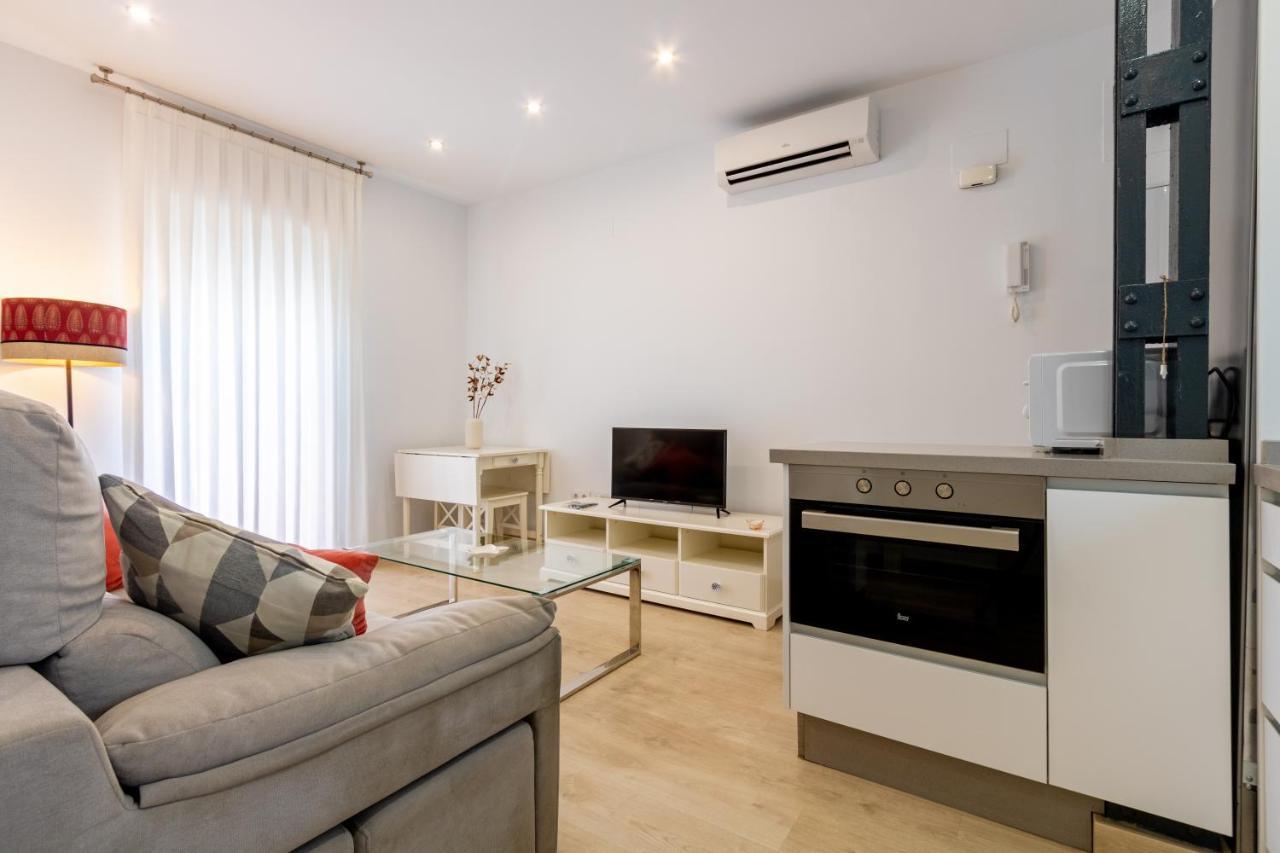 Charming 2 Bedroom Triana Bridge By Ocityzen Seville