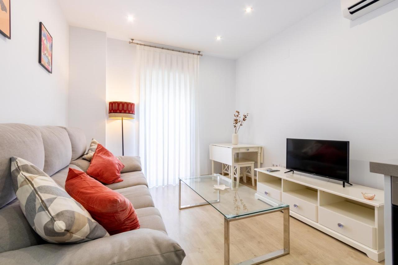 Charming 2 Bedroom Triana Bridge By Ocityzen Apartment