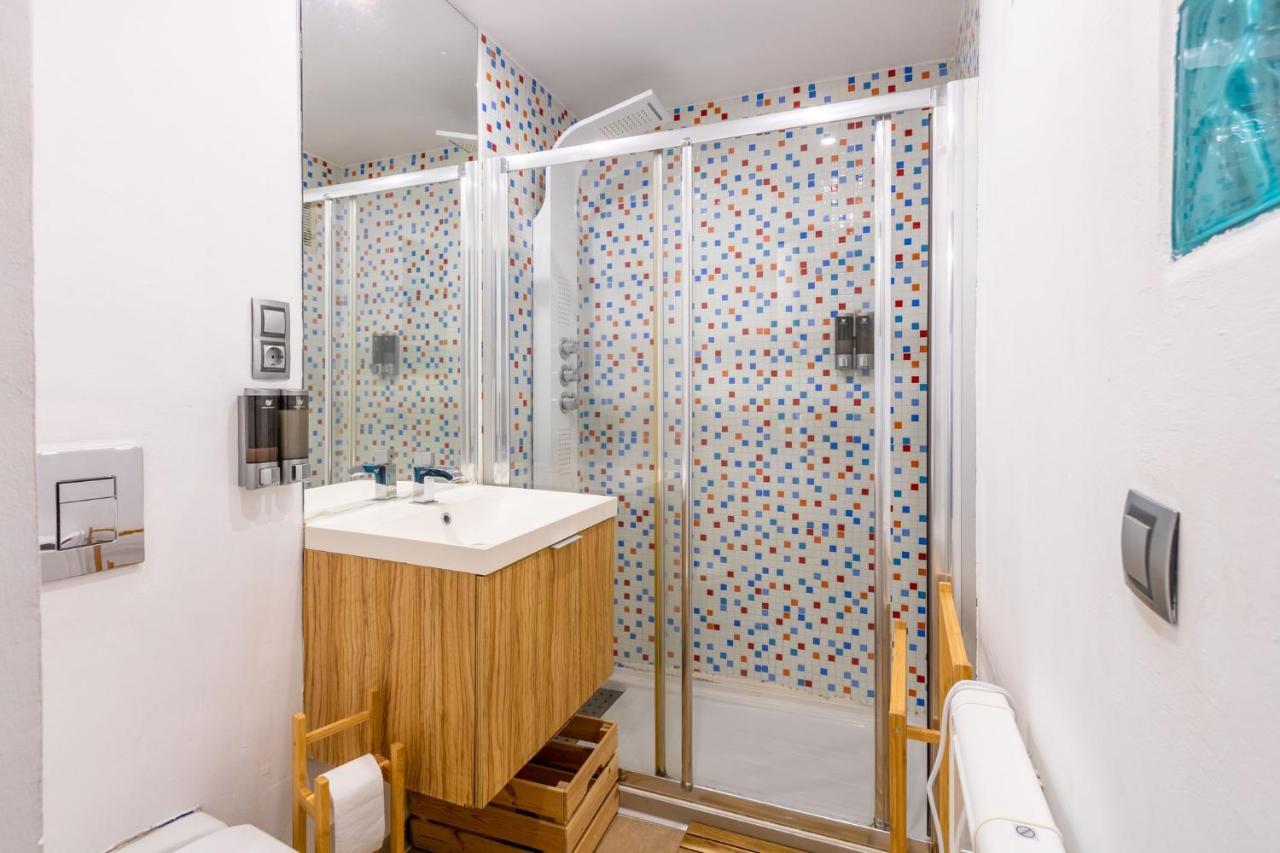 Colours And Garage Historical Center 4 Pax Apartamento Sevilla