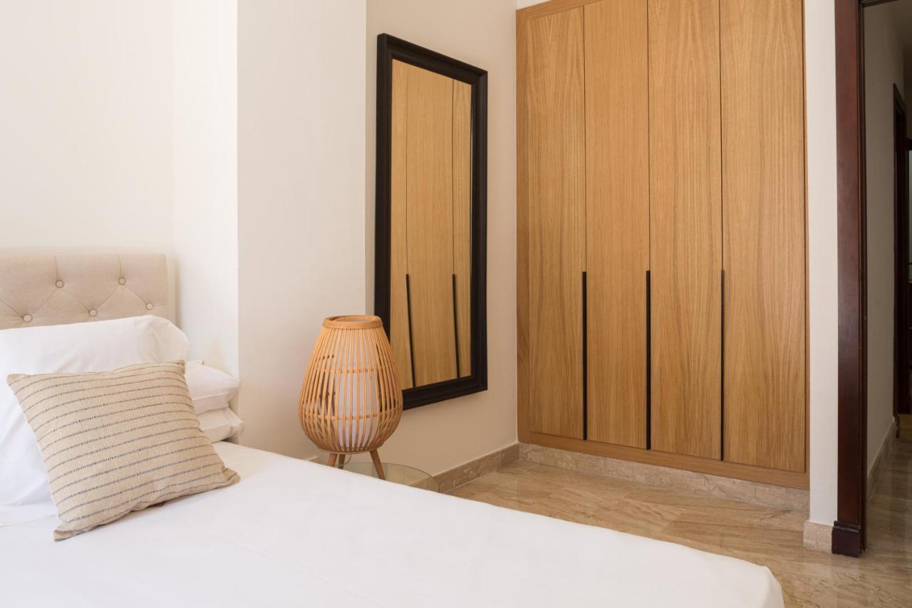 Apartment Puerta Catedral Seville