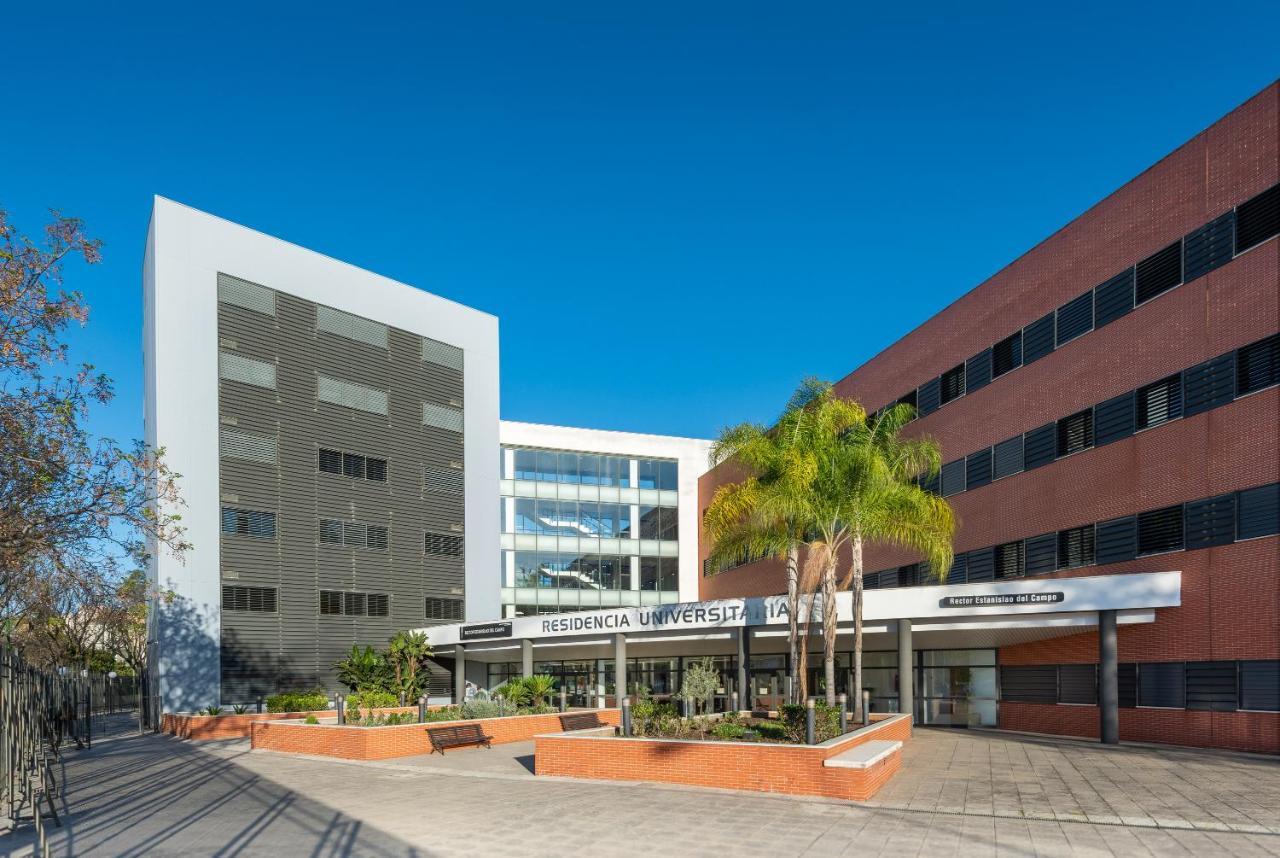 Micampus Estanislao Del Campo, Student Seville