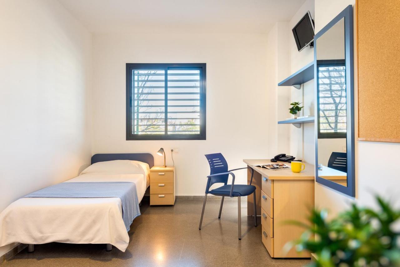 Micampus Estanislao Del Campo, Student Apartment *