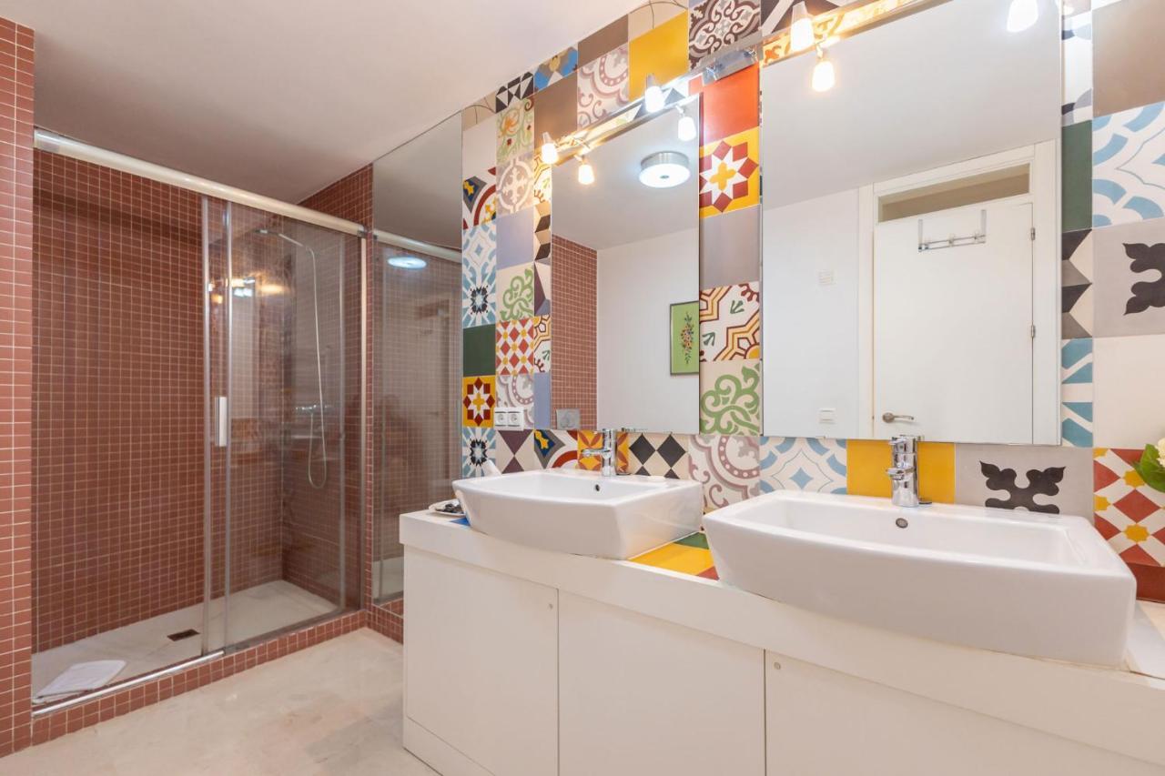 Apartment Descalzos Center By Valcambre