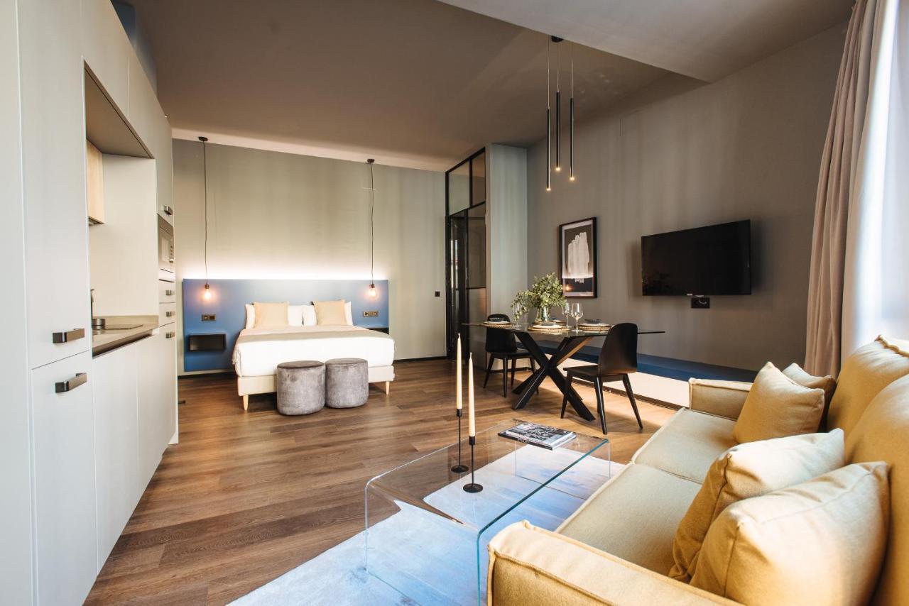Apartment Muralla By Lola