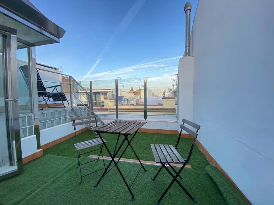 Luxury Complete Building In The Heart Of Holiday home Seville