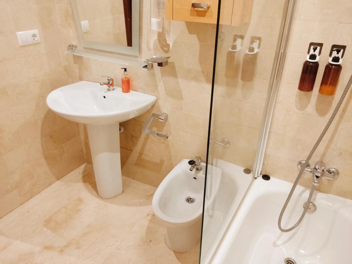 Apartment Homeyseville-penthouse Cathedral Tomas De Ibarra St 6 Pax, Parking Optional *