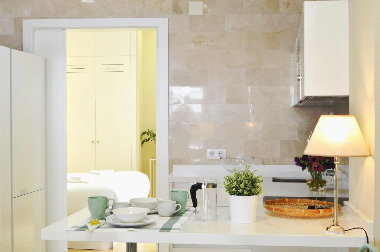 Homeyseville-penthouse Cathedral Tomas De Ibarra St 6 Pax, Parking Optional * Seville