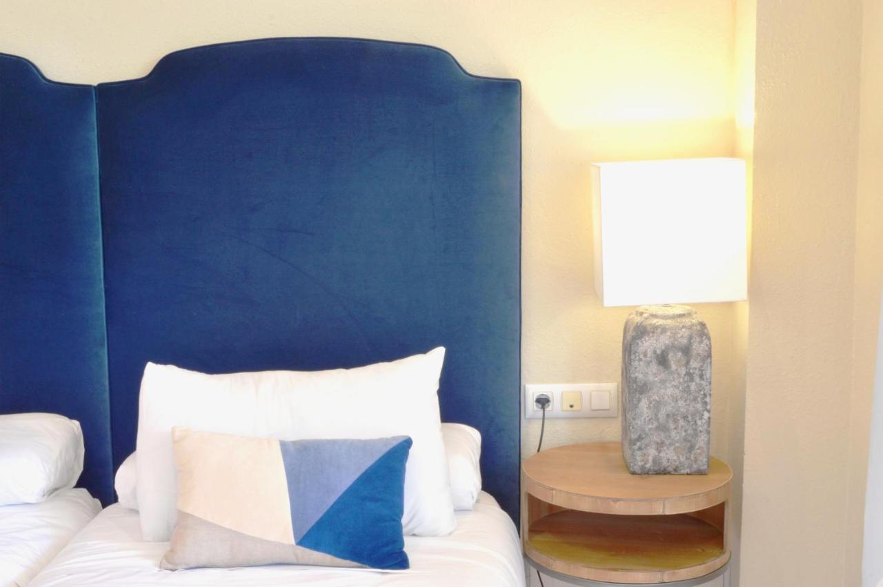 Homeyseville-penthouse Cathedral Tomas De Ibarra St 6 Pax, Parking Optional Apartment Seville