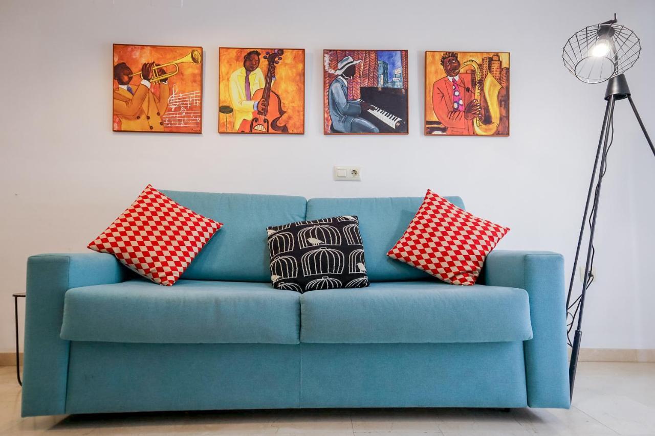 Urban Colours Sauceda Vii Apartment