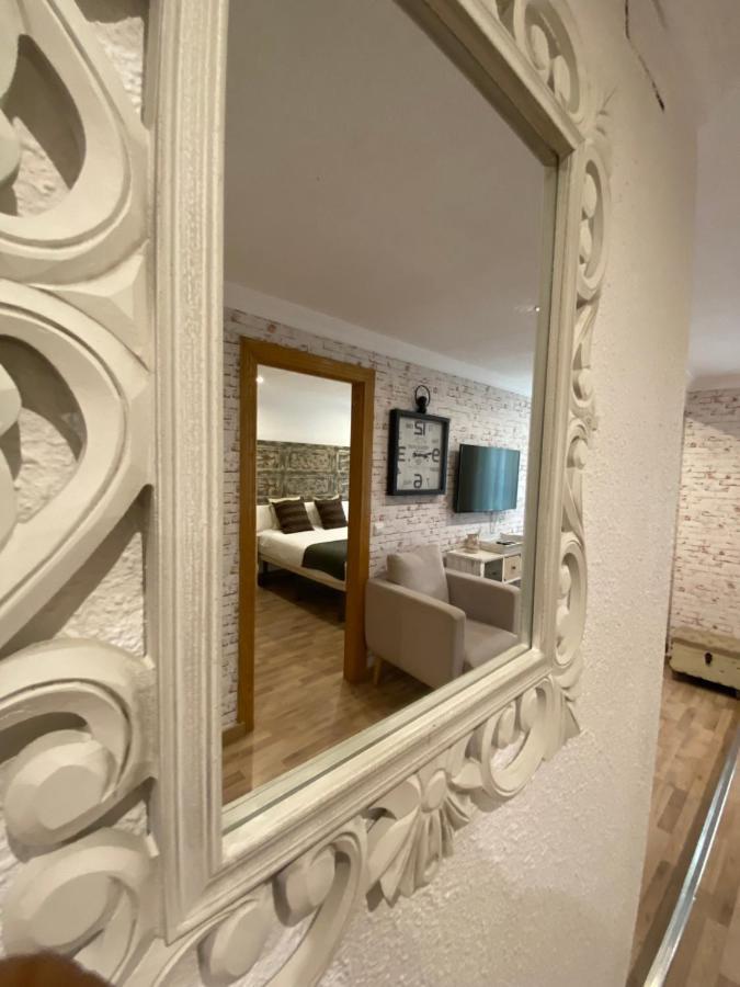 Palace Apartment *