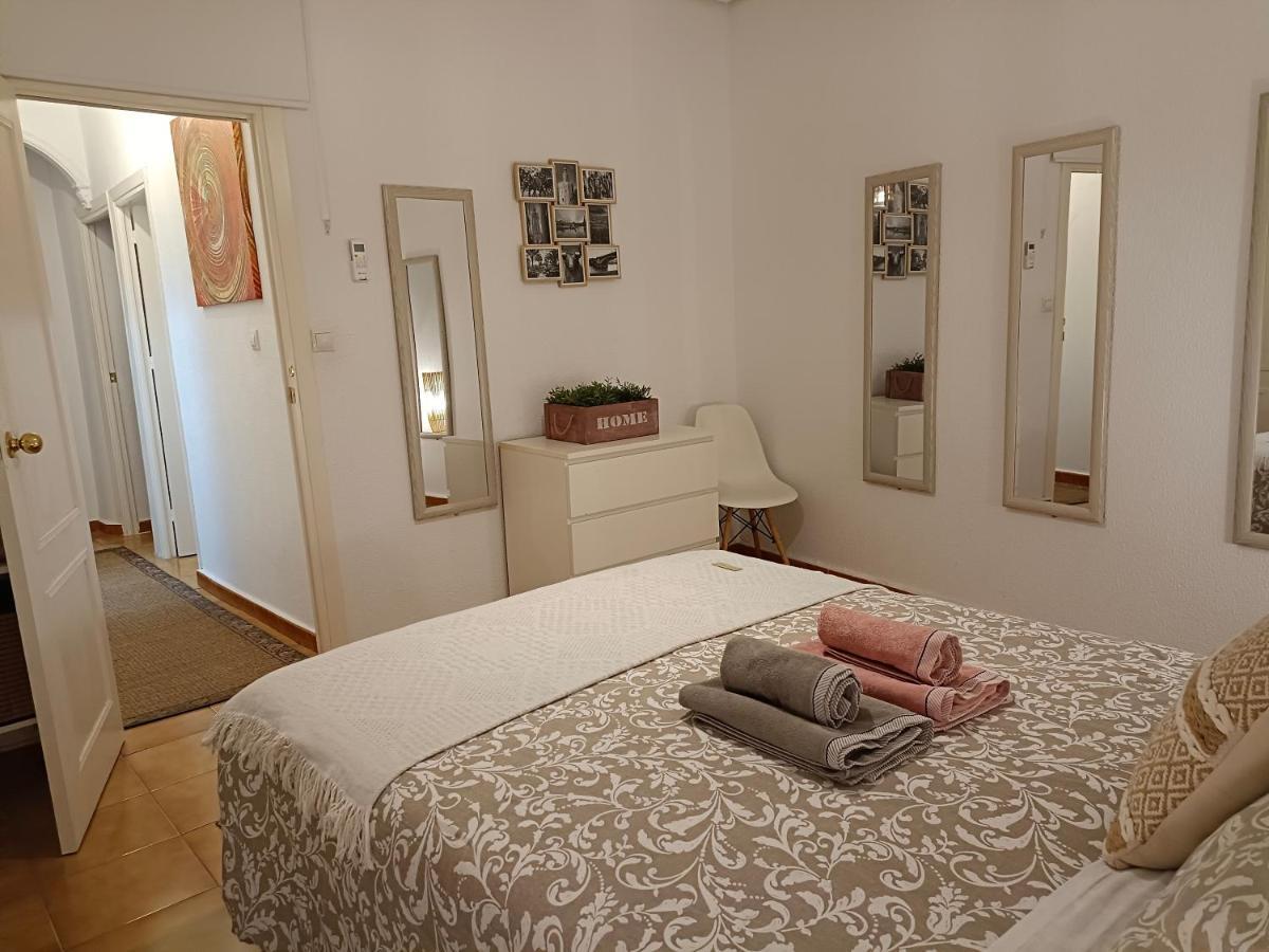 Bohemian & Catedral -parking Seville