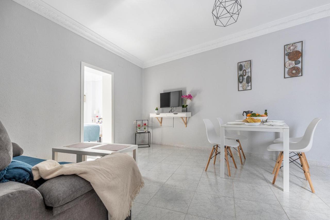 Pureza Dreams De Oasis En Triana Seville