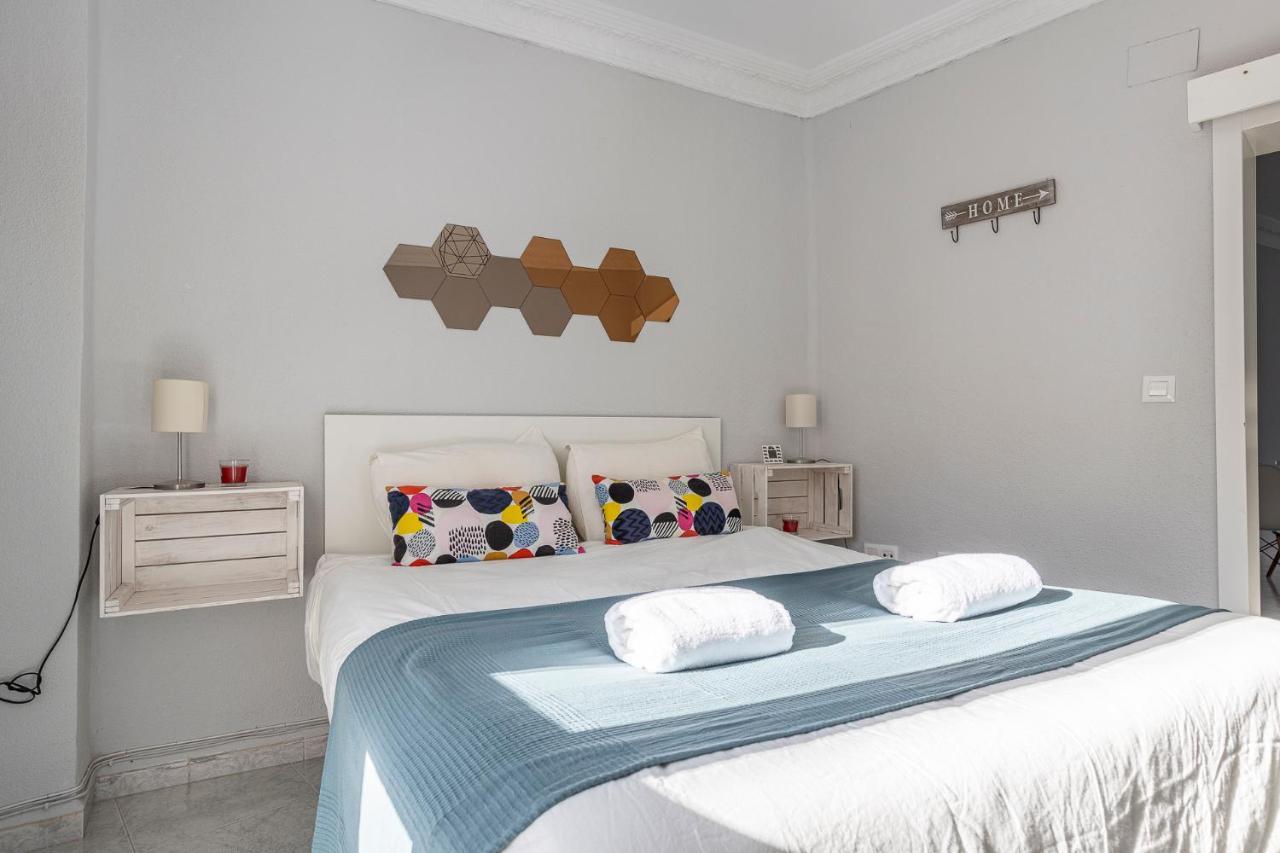 Pureza Dreams De Oasis En Triana Apartment