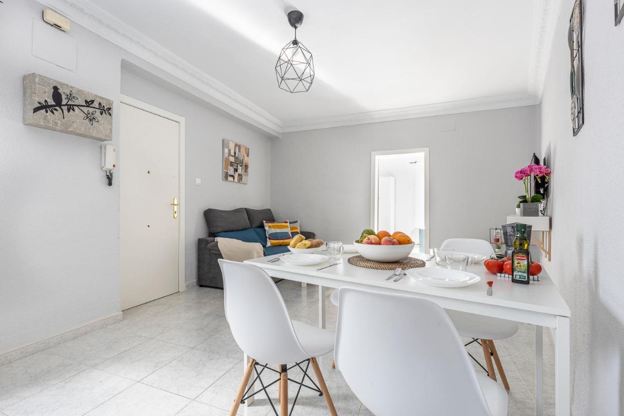 Pureza Dreams De Oasis En Triana Apartment