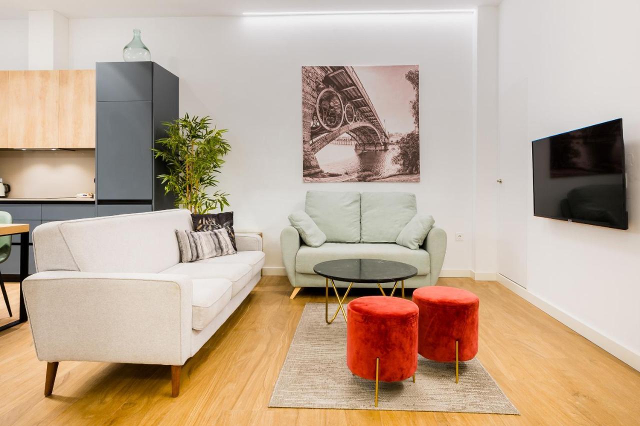 Rentalsevilla Gravina Apartment *