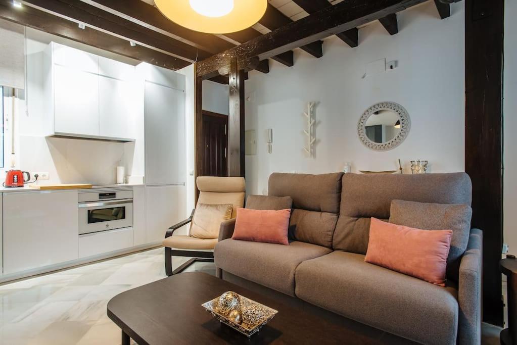 Apartamento Ad2b Apartment, 300m From Cathedral With 2br *