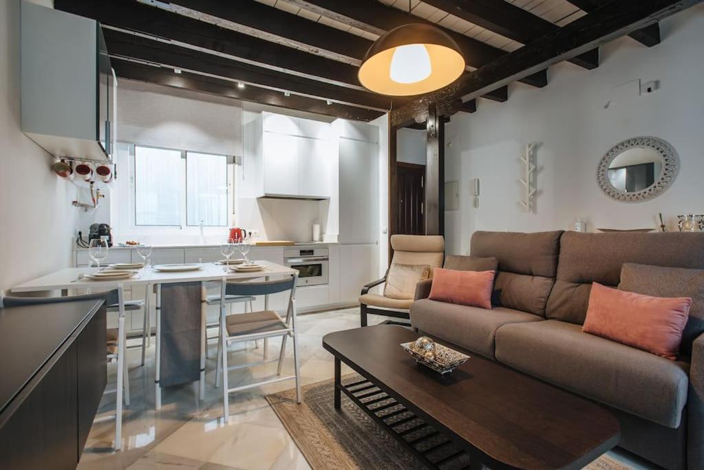 Ad2b Apartment, 300m From Cathedral With 2br *
