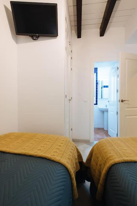 Ad2b Apartment, 300m From Cathedral With 2br Apartamento Sevilla