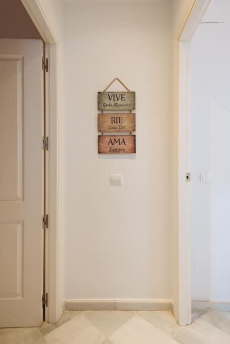 Ad2b Apartment, 300m From Cathedral With 2br * Sevilla