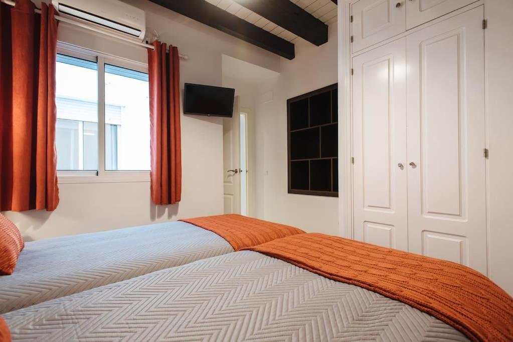 Ad2b Apartment, 300m From Cathedral With 2br *
