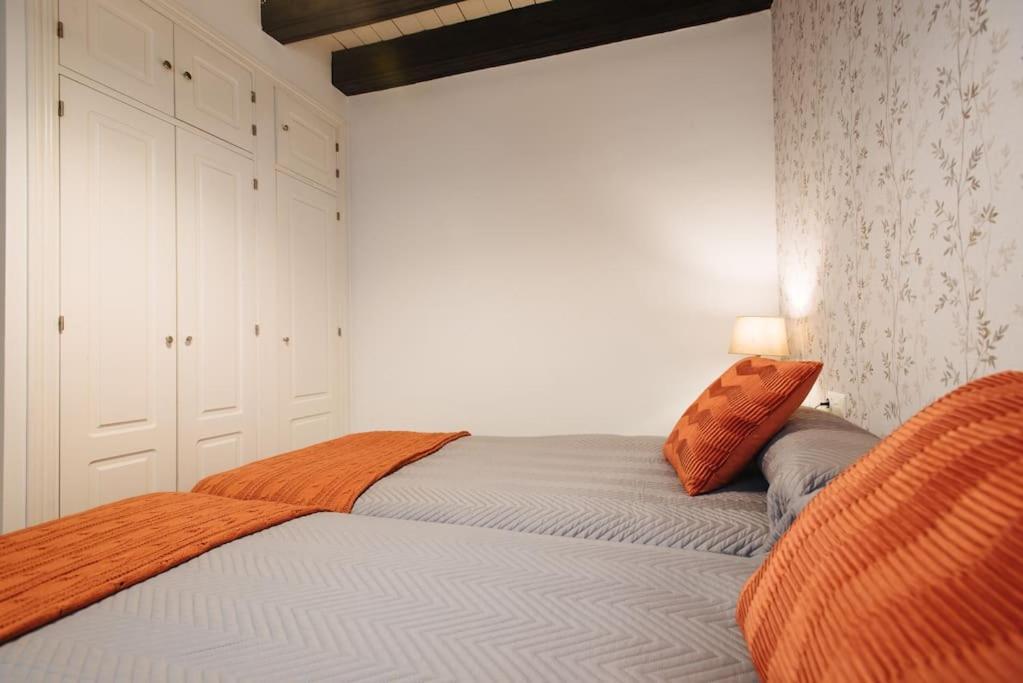 Ad2b Apartment, 300m From Cathedral With 2br Sevilla