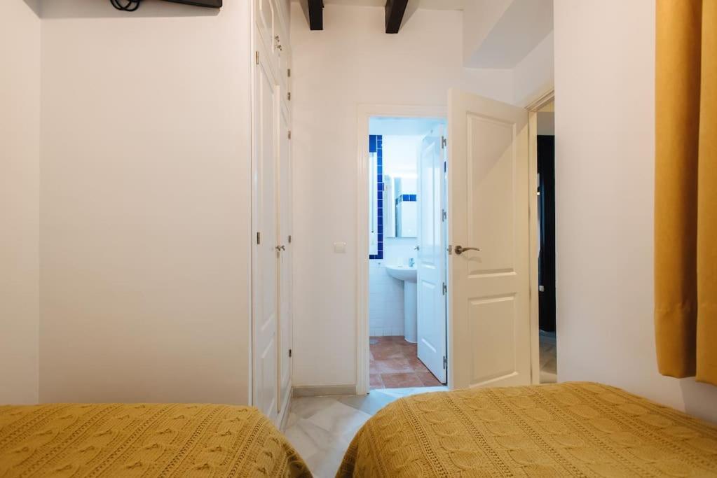 Ad2b Apartment, 300m From Cathedral With 2br