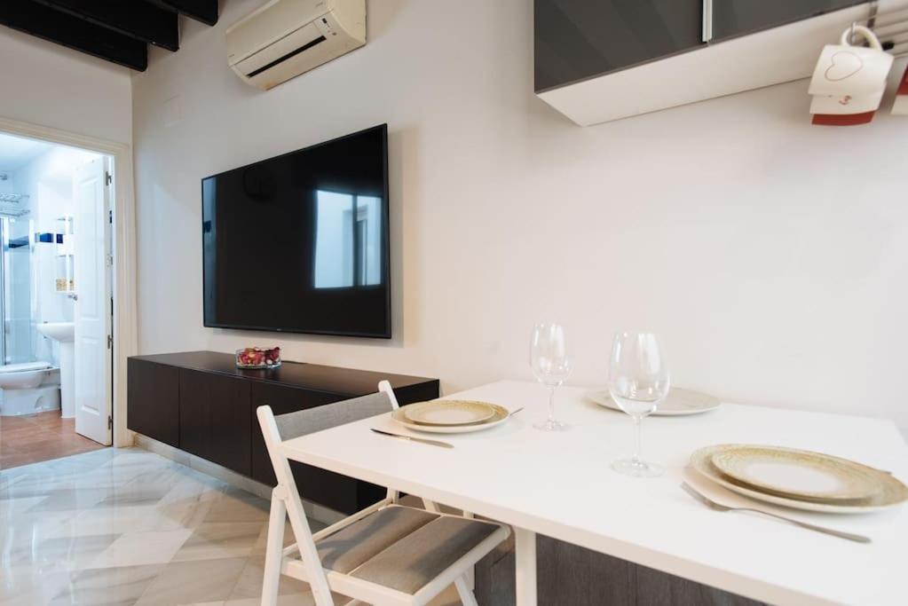 Ad2b Apartment, 300m From Cathedral With 2br Apartamento *