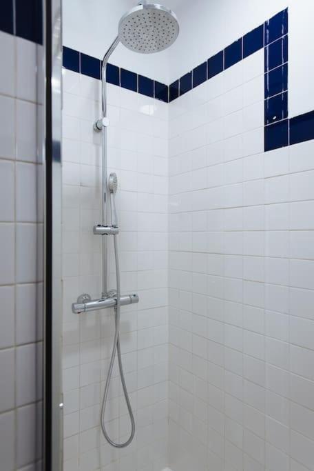 Ad2b Apartment, 300m From Cathedral With 2br Apartamento *