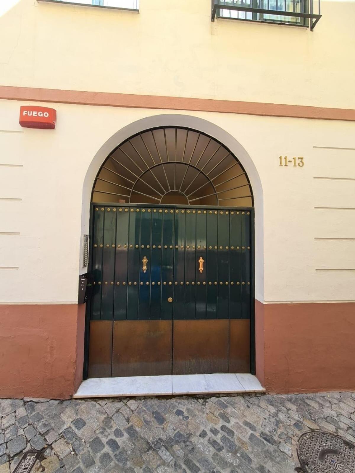 Homeyseville-bright At Santa Cruz 4 Pax, Parking Optional * Sevilla