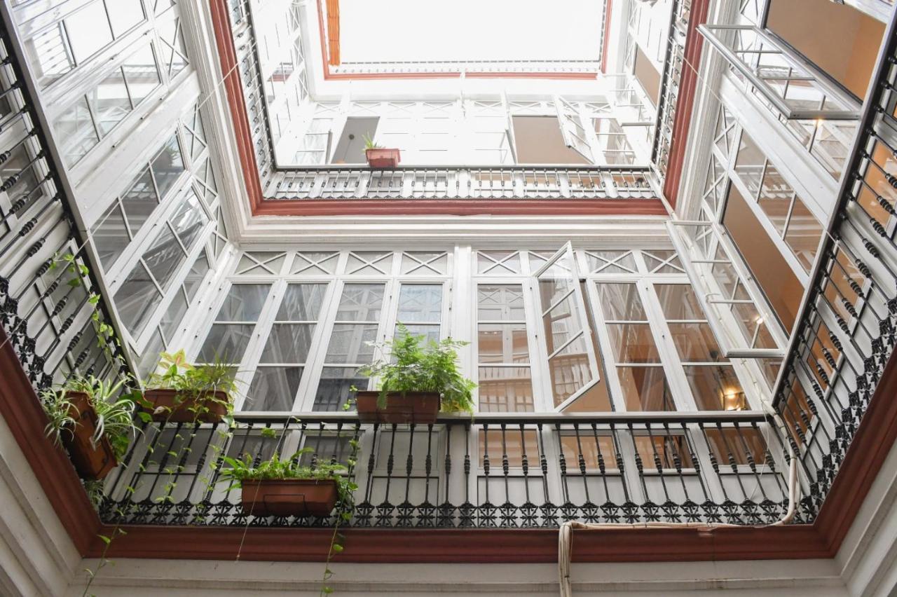 Descalzos Apartment *