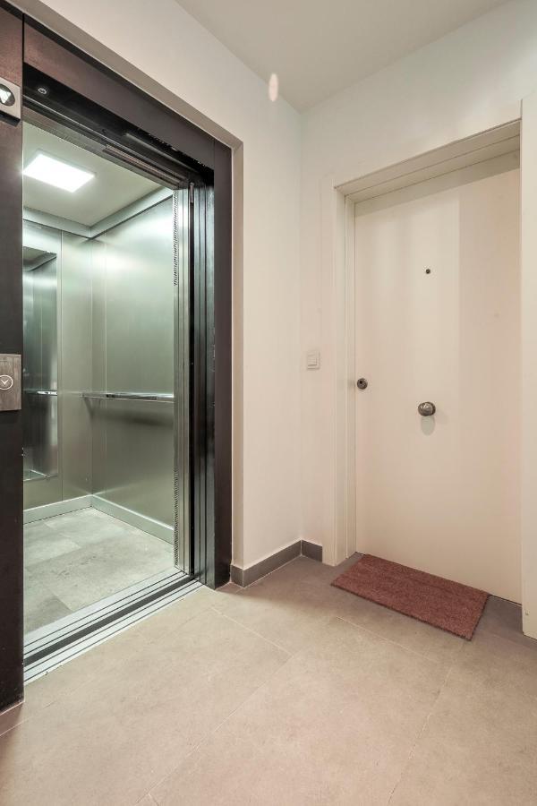 Uxama Luxury Penthouse En Triana - Terraza Y Parking Privados - Piscina * Seville