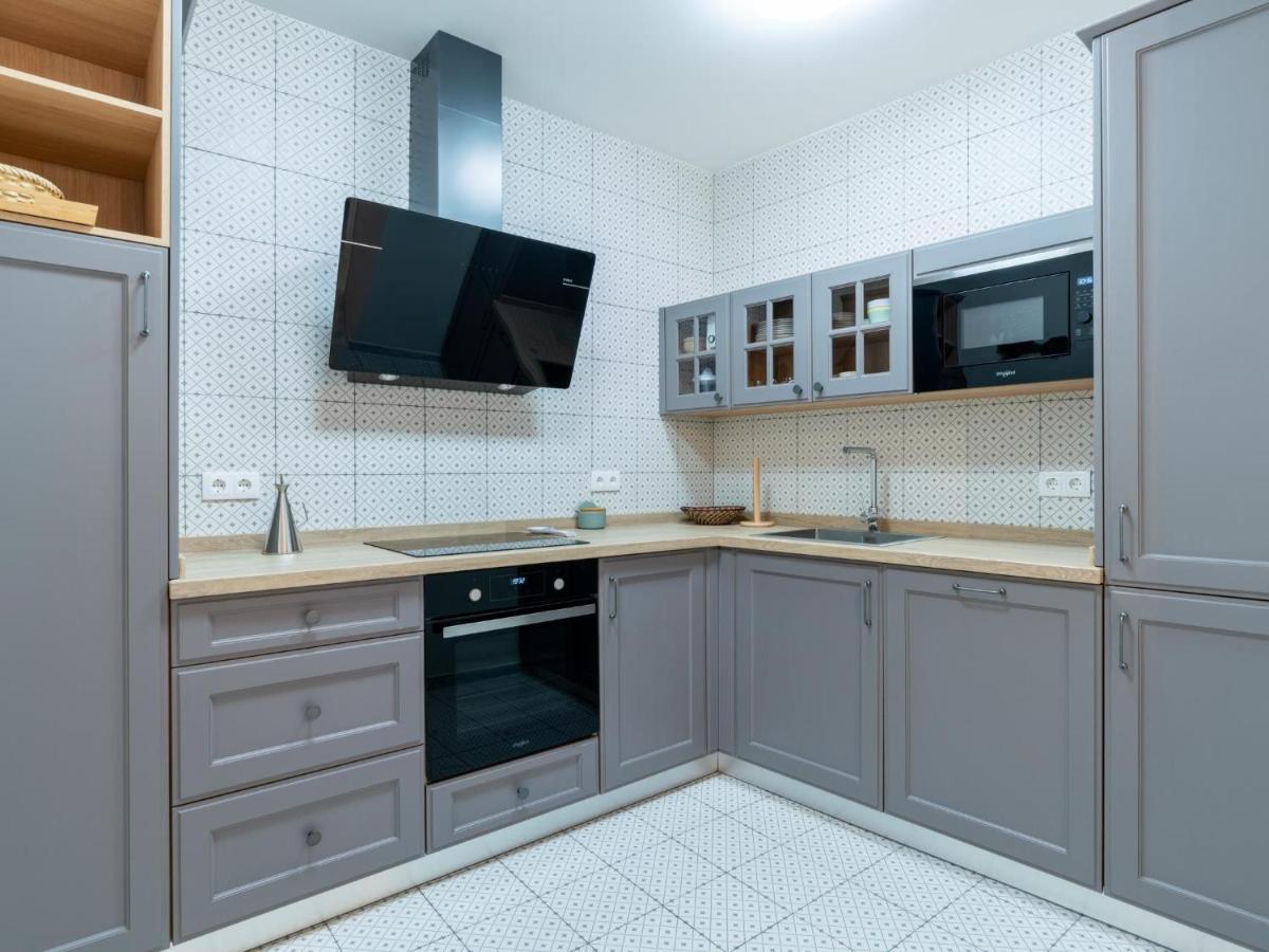 Holi-rent Penthouse Penuelas Apartment Seville
