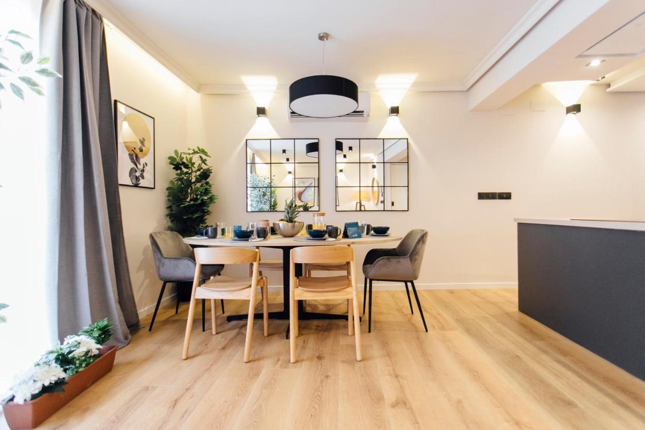 Apartment Modern And Luxury- 2bd 2bth- Socorro Seville