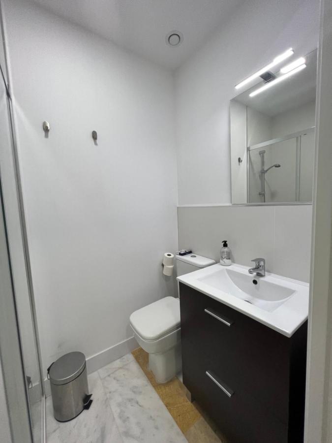 Colegio Mayor Careu - Women Only - Community Apartment Seville