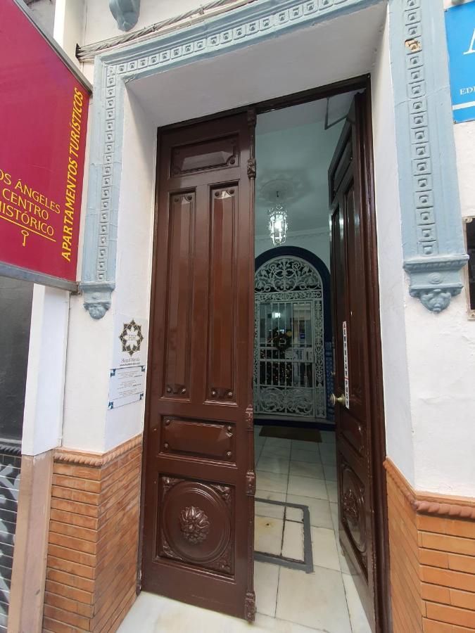 Angeles Apartment