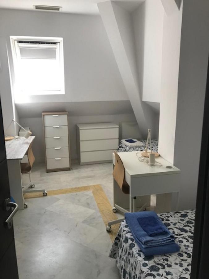 Apartment Colegio Mayor Careu - Women Only - Community *